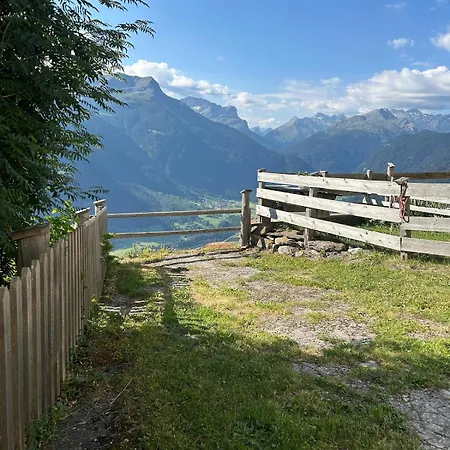 Apartment Panorama-ferienwohnung Mit Traumhafter Aussicht *